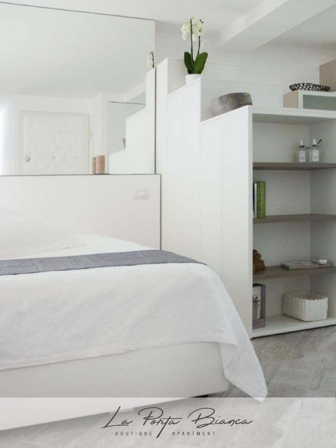 La Porta Bianca Apartment Trieste Bagian luar foto