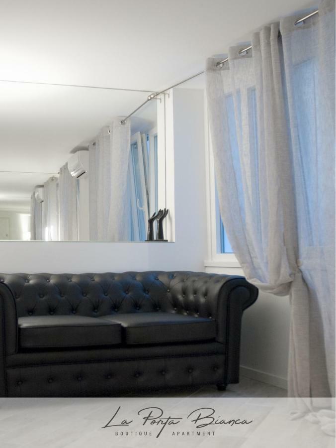 La Porta Bianca Apartment Trieste Bagian luar foto