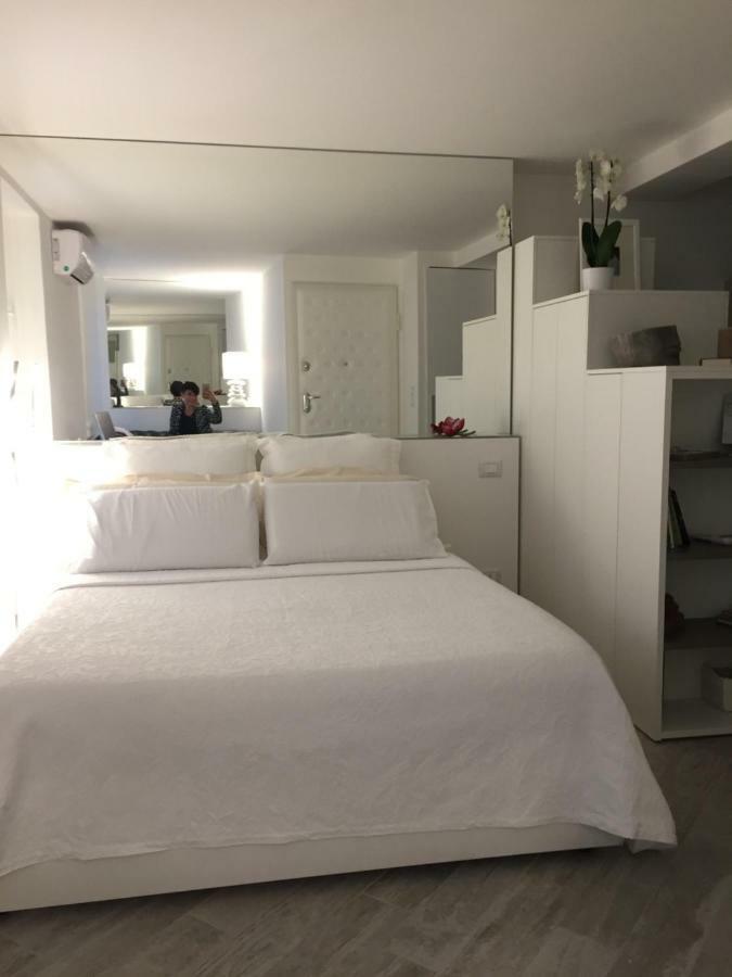 La Porta Bianca Apartment Trieste Bagian luar foto